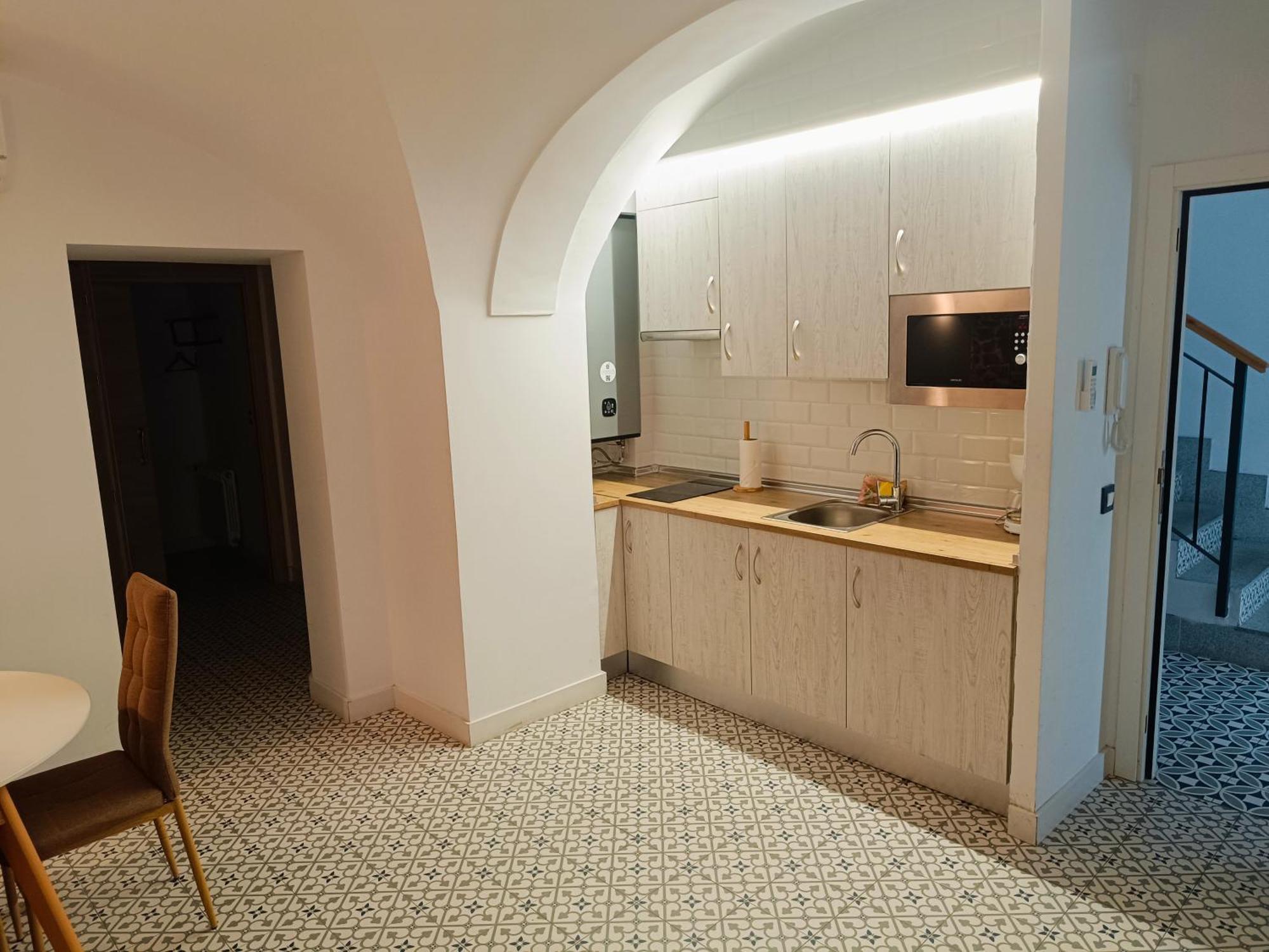 Al-Qazeres Suites Caces Exteriér fotografie
