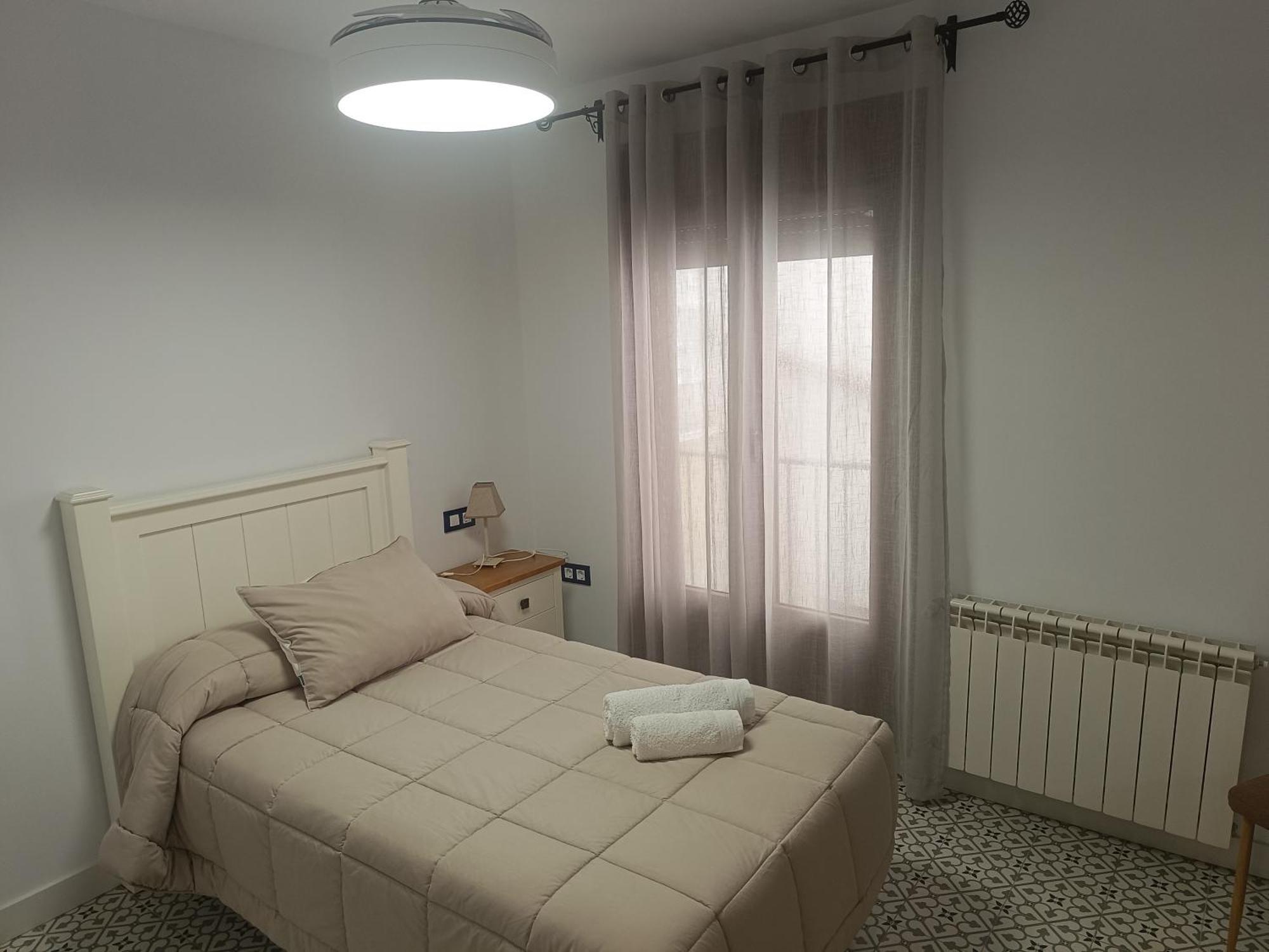 Al-Qazeres Suites Caces Exteriér fotografie