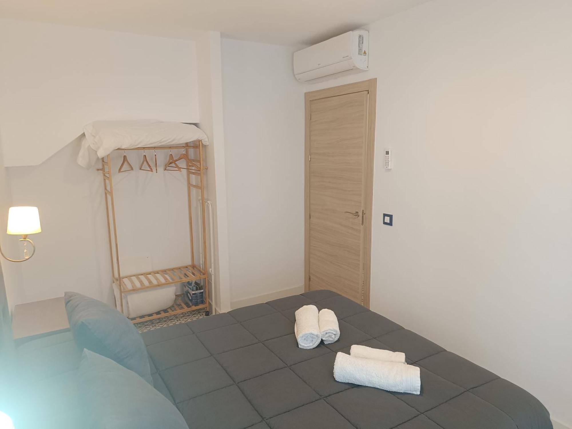 Al-Qazeres Suites Caces Exteriér fotografie